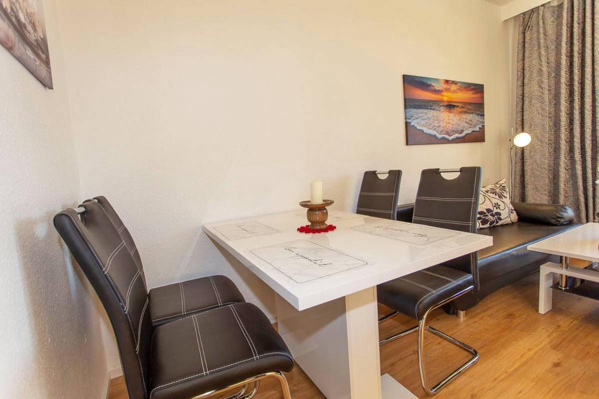 Ferienwohnung Haus Dornroeschen 45107 Goehren  Exterior foto